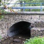 Bočn&iacute; pohled na most